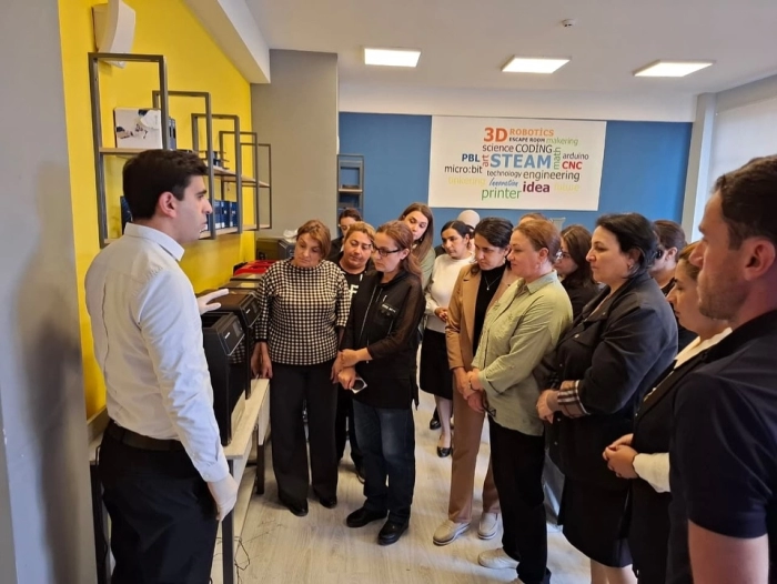  Təlimlər davam edir