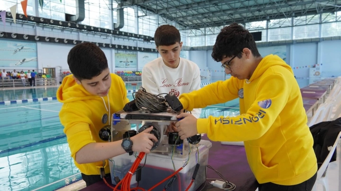  “Azerbaijan ROV Challenge 2026 (Məsafədən idarəolunan sualtı dron və suüstü gəmi)” Respublika turnirinin ilk günü uğurla başa çatıb.