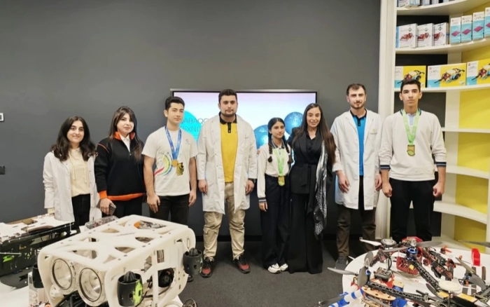  Leyla Əliyeva STEAM İnnovasiya Mərkəzini ziyarət edib