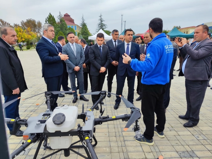  Application of Artificial Intelligence in Precision Agriculture